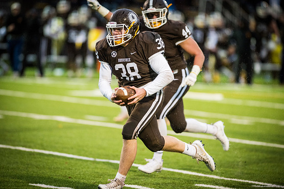 hc16_football_wkl_8232