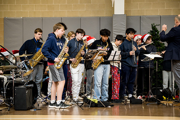 holiday_assembly24_ah_0254