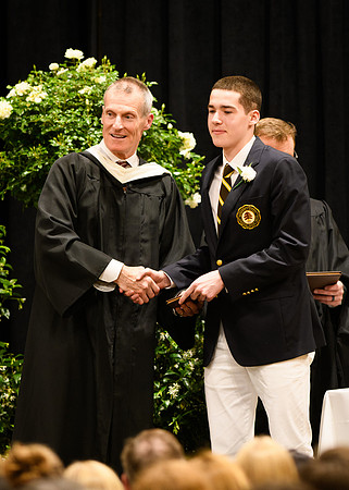graduation25_diploma_wkl1_5204