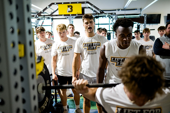 football_2024-08-01_liftforlife_ah_0114