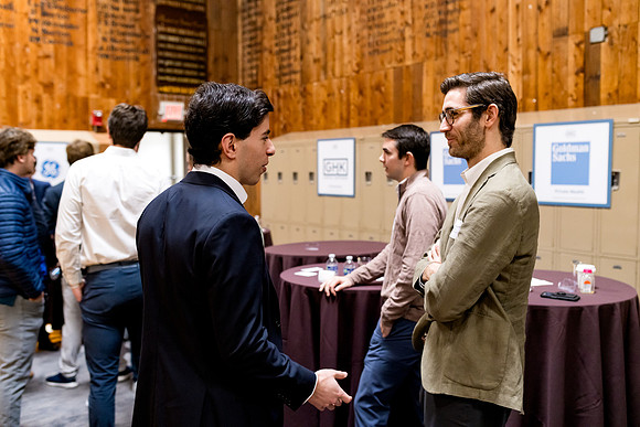 careercenter_tablenetworking23_ah_0056