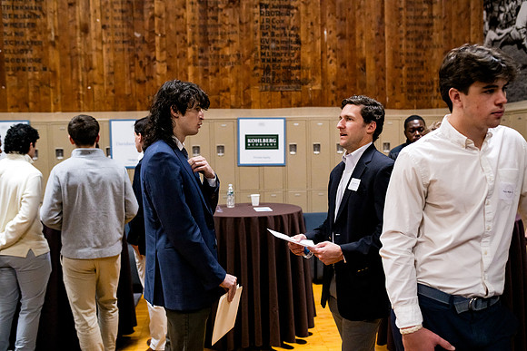 careercenter_tablenetworking23_ah_0114
