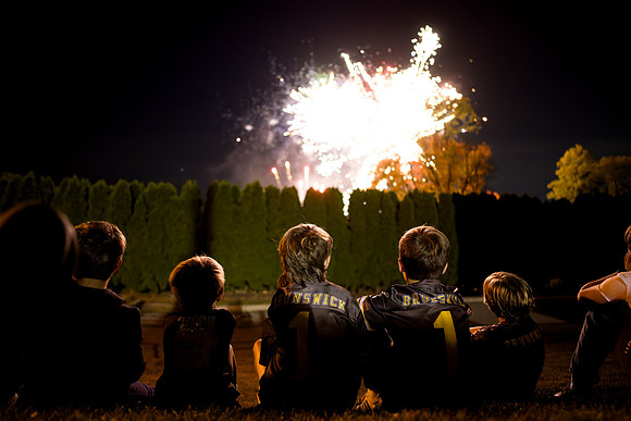 hc24_fireworks_ah_0040
