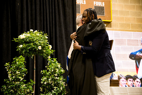 graduation25_diploma_ah_0872