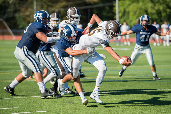 football_2017-09-23_dburns_6487