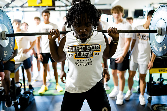 football_2024-08-01_liftforlife_ah_0138