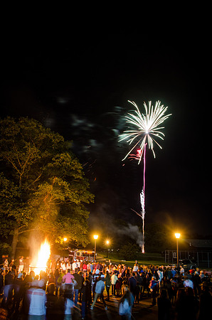hc15_bonfireworks15_wkl_3396