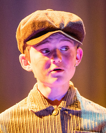 oliver_wintermusical18_us1_dburns_3905