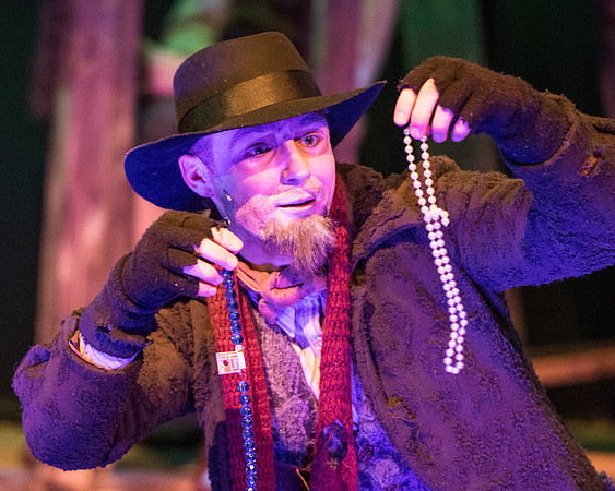 oliver_wintermusical18_us2_dburns_5814