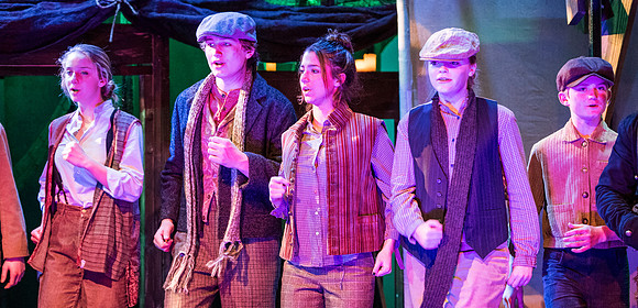 oliver_wintermusical18_us2_dburns_6178