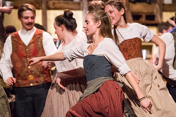 oliver_wintermusical18_us2_dburns_6426