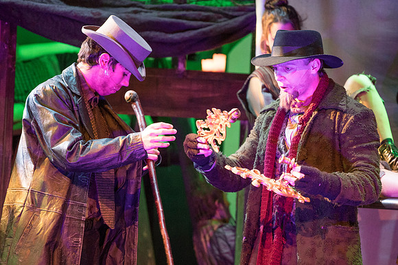 oliver_wintermusical18_us2_dburns_5770