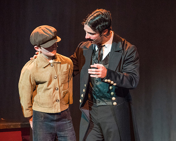 oliver_wintermusical18_us2_dburns_5219