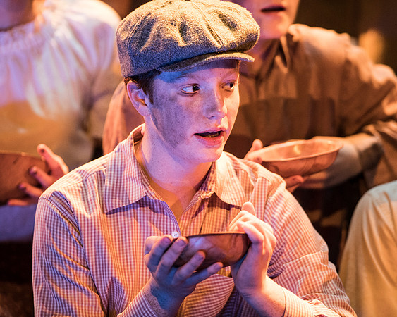 oliver_wintermusical18_us1_dburns_3951