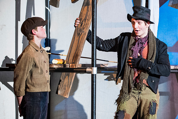 oliver_wintermusical18_us2_dburns_5483