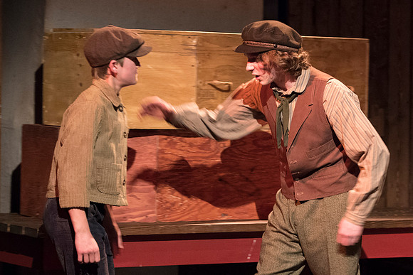 oliver_wintermusical18_us2_dburns_5364