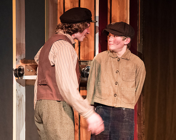 oliver_wintermusical18_us2_dburns_5384