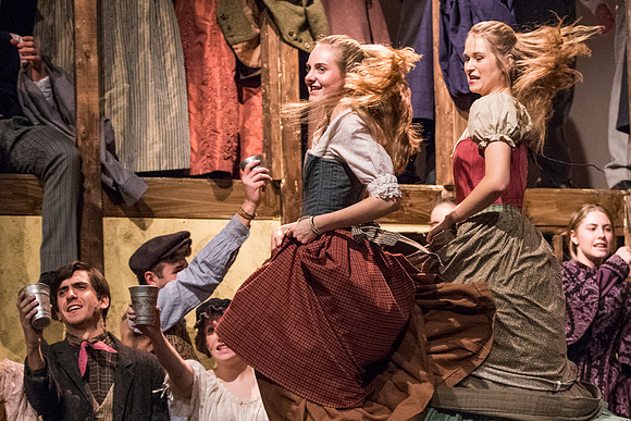 oliver_wintermusical18_us2_dburns_6345