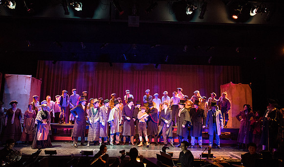 oliver_wintermusical18_us1_dburns_3595