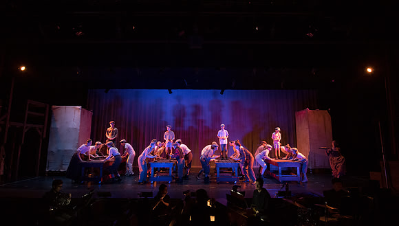 oliver_wintermusical18_us1_dburns_3525