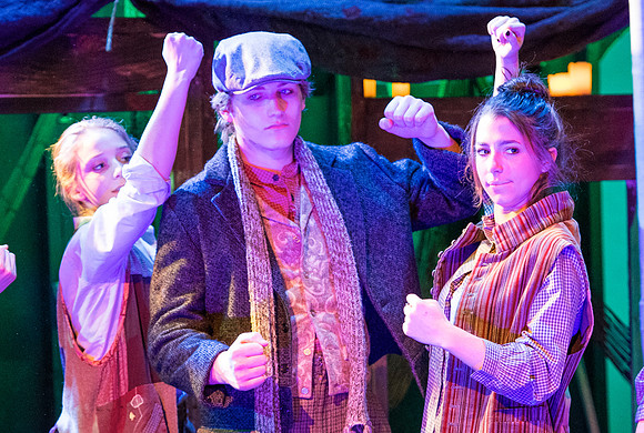 oliver_wintermusical18_us2_dburns_6194