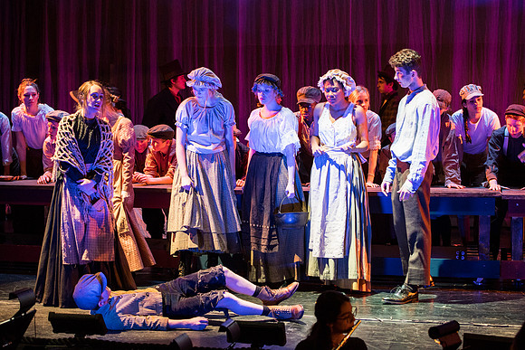 oliver_wintermusical18_us2_dburns_5094