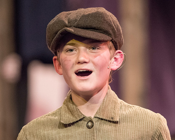 oliver_wintermusical18_us1_dburns_4552