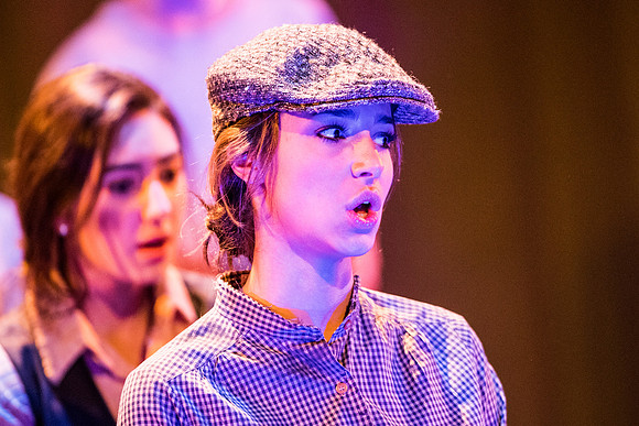 oliver_wintermusical18_us1_dburns_3896