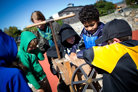 appleciderpress_gr2_mkras_0048