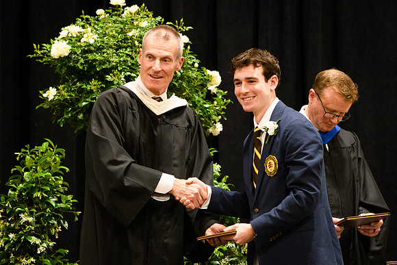graduation25_diploma_wkl1_4932