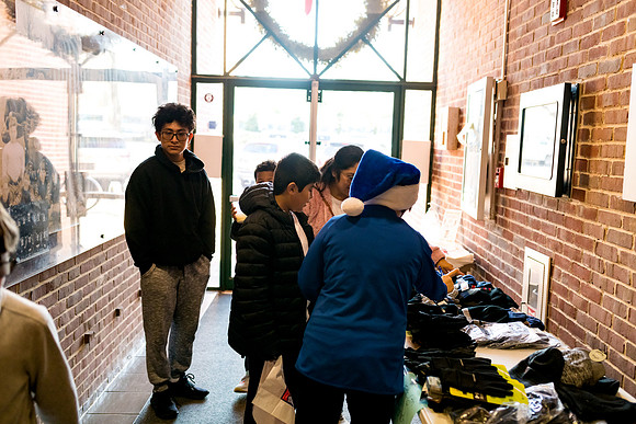 alumni_adc_toydrive22_horizons_ah_0008