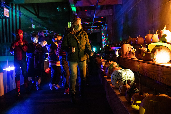 pumpkinparade_psls_wkl_3950