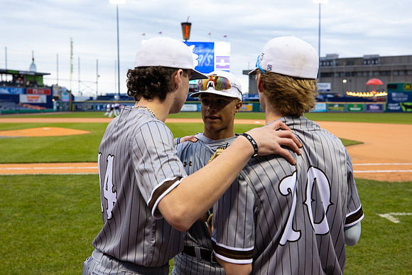 baseball_2024-04-17_rras_0115