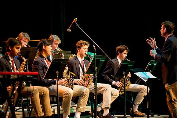 holidayconcert23_us_ah_0011