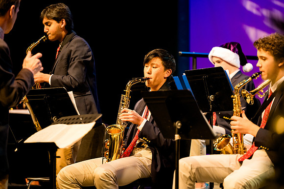 holidayconcert23_us_ah_0025