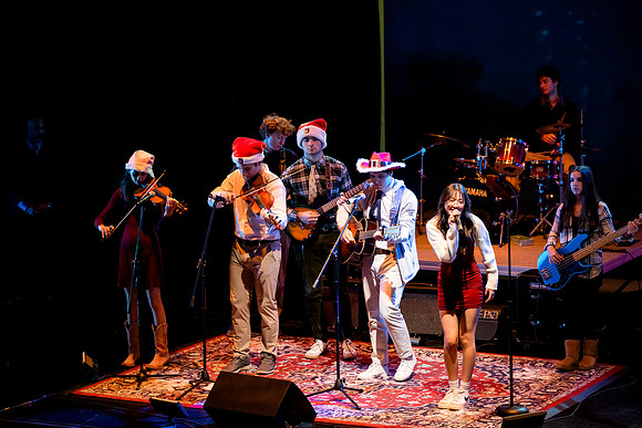 holidayconcert23_us_ah_0035
