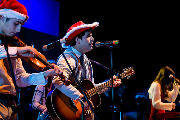 holidayconcert23_us_ah_0047