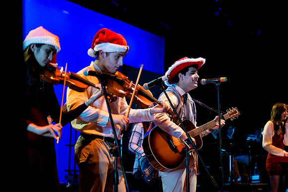 holidayconcert23_us_ah_0048