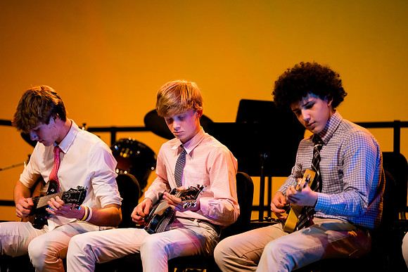 holidayconcert23_us_ah_0054