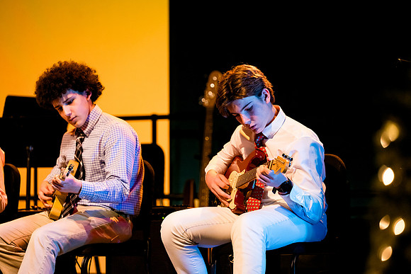 holidayconcert23_us_ah_0056