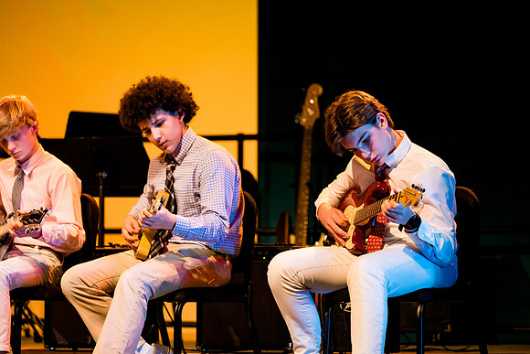 holidayconcert23_us_ah_0061