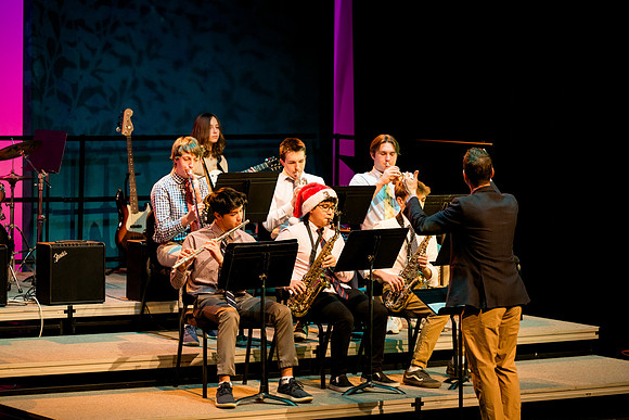 holidayconcert23_us_ah_0094