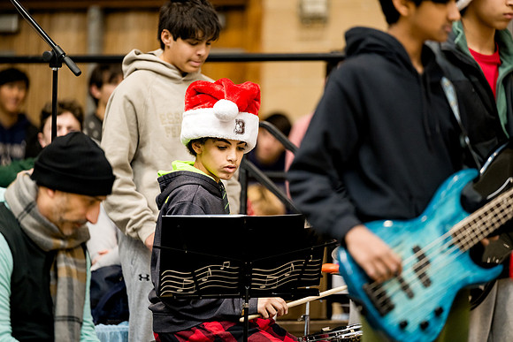 holidayassembly23_ah_0102