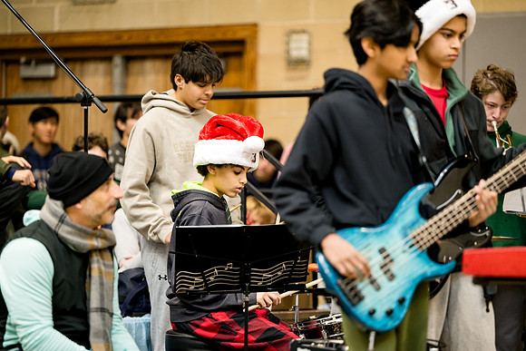 holidayassembly23_ah_0103