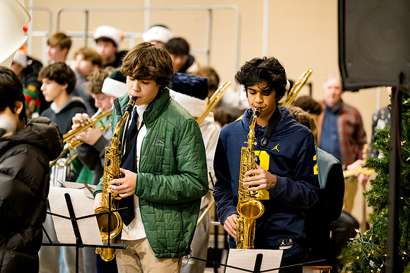 holidayassembly23_ah_0111