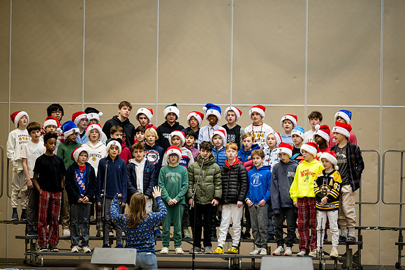 holidayassembly23_ah_0113