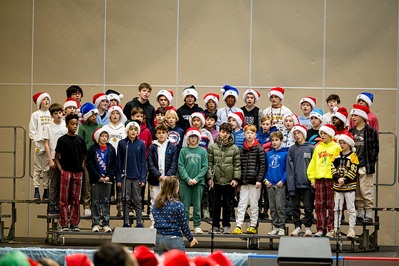 holidayassembly23_ah_0114