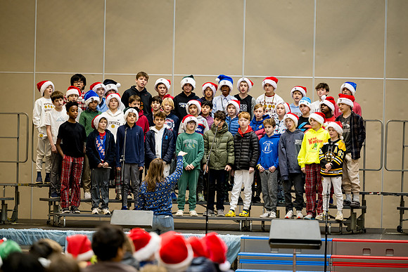 holidayassembly23_ah_0115