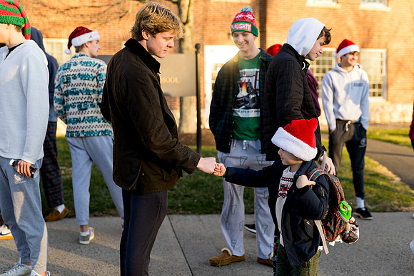 holiday_handshake23_ah_0047