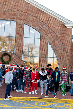 holiday_handshake23_ah_0059